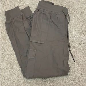 NWOT ARITZIA CEBU PANT